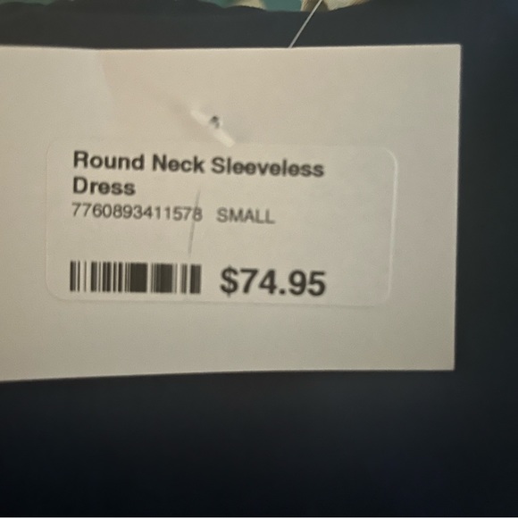 Pleated Tiered Maxi - Picture 3 of 3